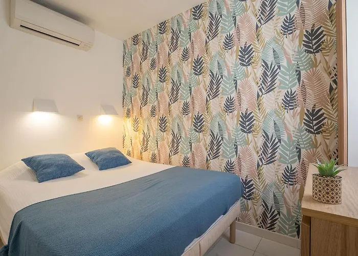 L'esquinade P1 111 By Interhome Saint-Raphaël