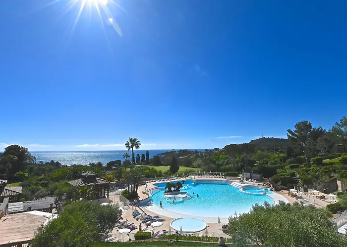 Lejlighed L'esquinade P1 111 By Interhome *